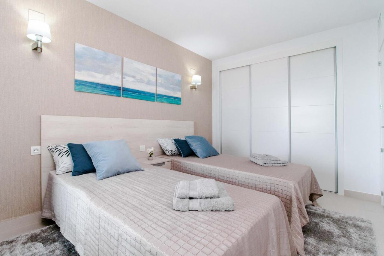 Espanatour Meruyert Torrevieja Bagian luar foto