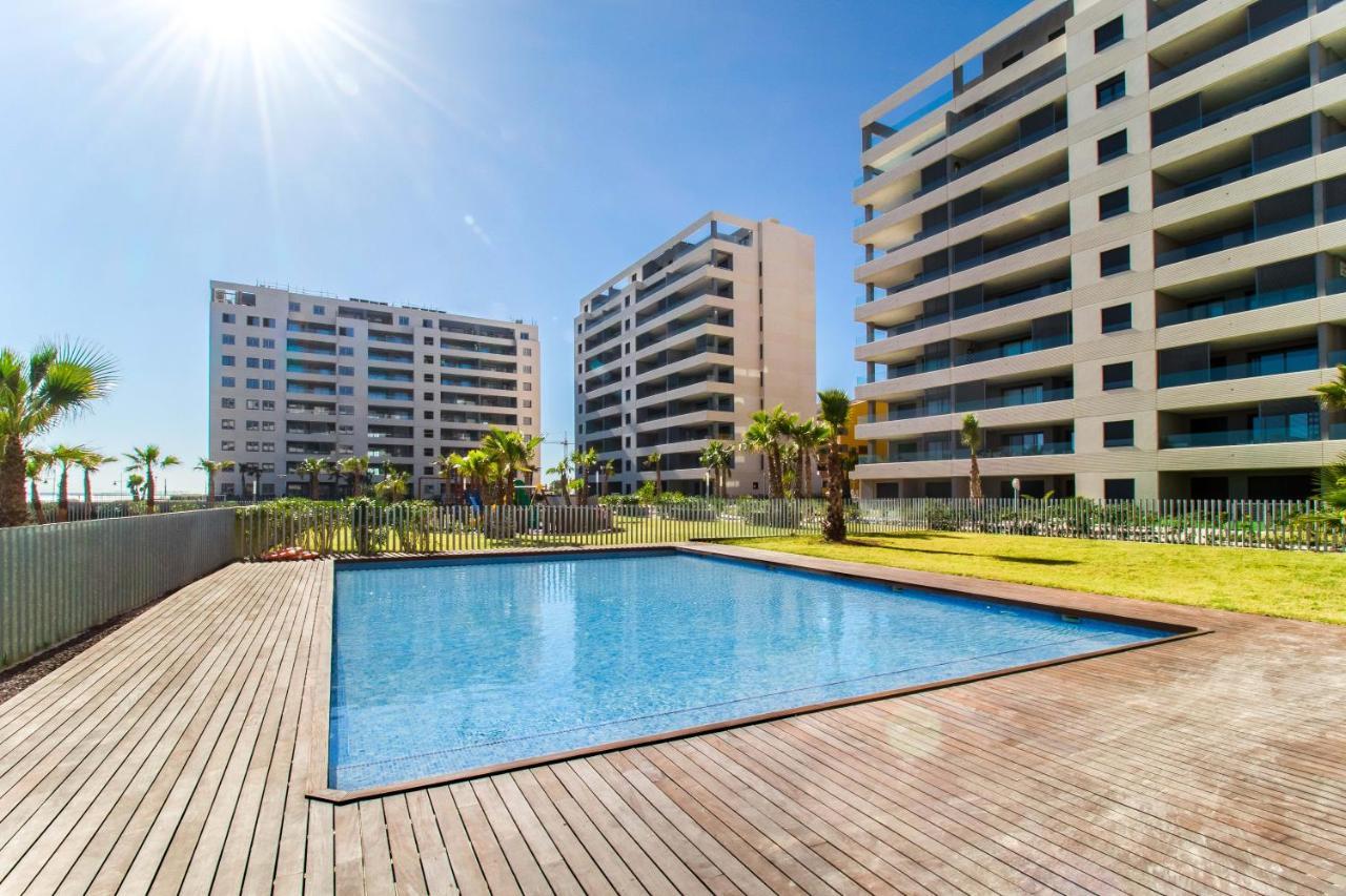 Espanatour Meruyert Torrevieja Bagian luar foto