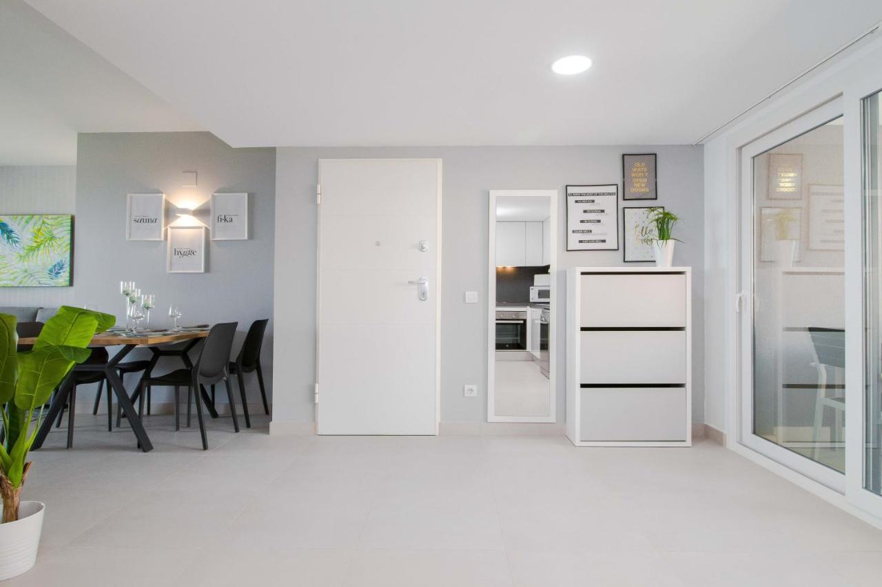 Espanatour Meruyert Torrevieja Bagian luar foto